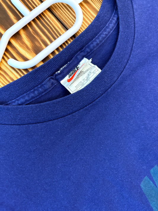 Vintage Nike T-Shirt – Made in USA – Oversized Fit