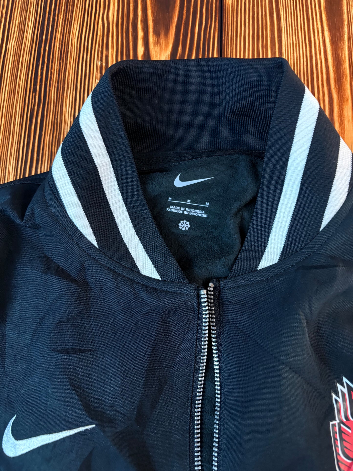 Nike Bomberjacke Collegejacke Schwarz – Größe M – Original