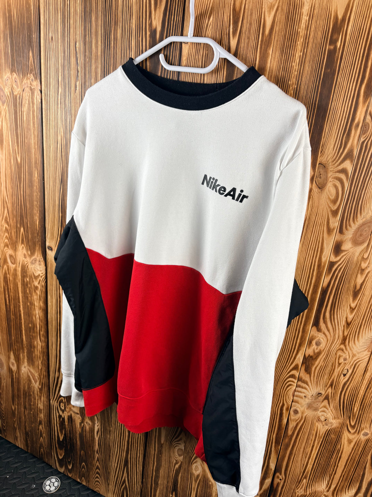 Nike Air Colorblock Sweatshirt – Größe M