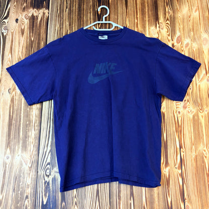 Vintage Nike T-Shirt – Made in USA – Oversized Fit