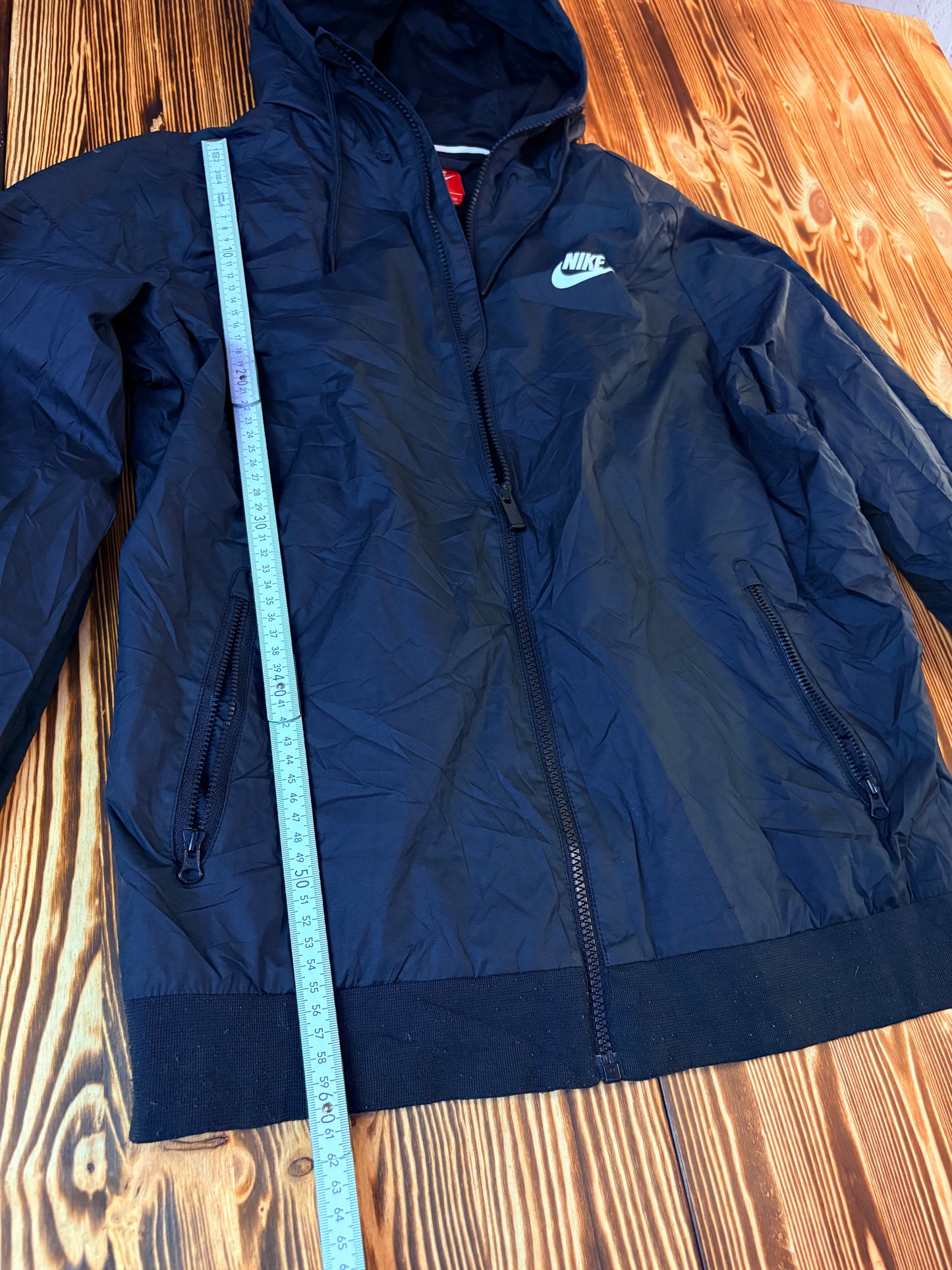 Nike Windrunner Regenjacke Übergangsjacke Schwarz – Größe M – Original