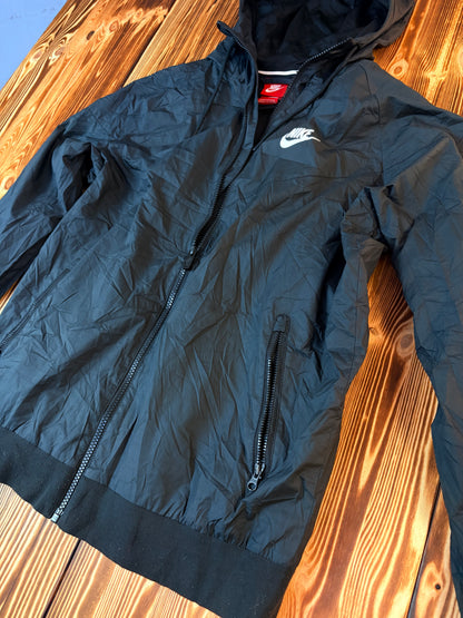 Nike Windrunner Regenjacke Übergangsjacke Schwarz – Größe M – Original