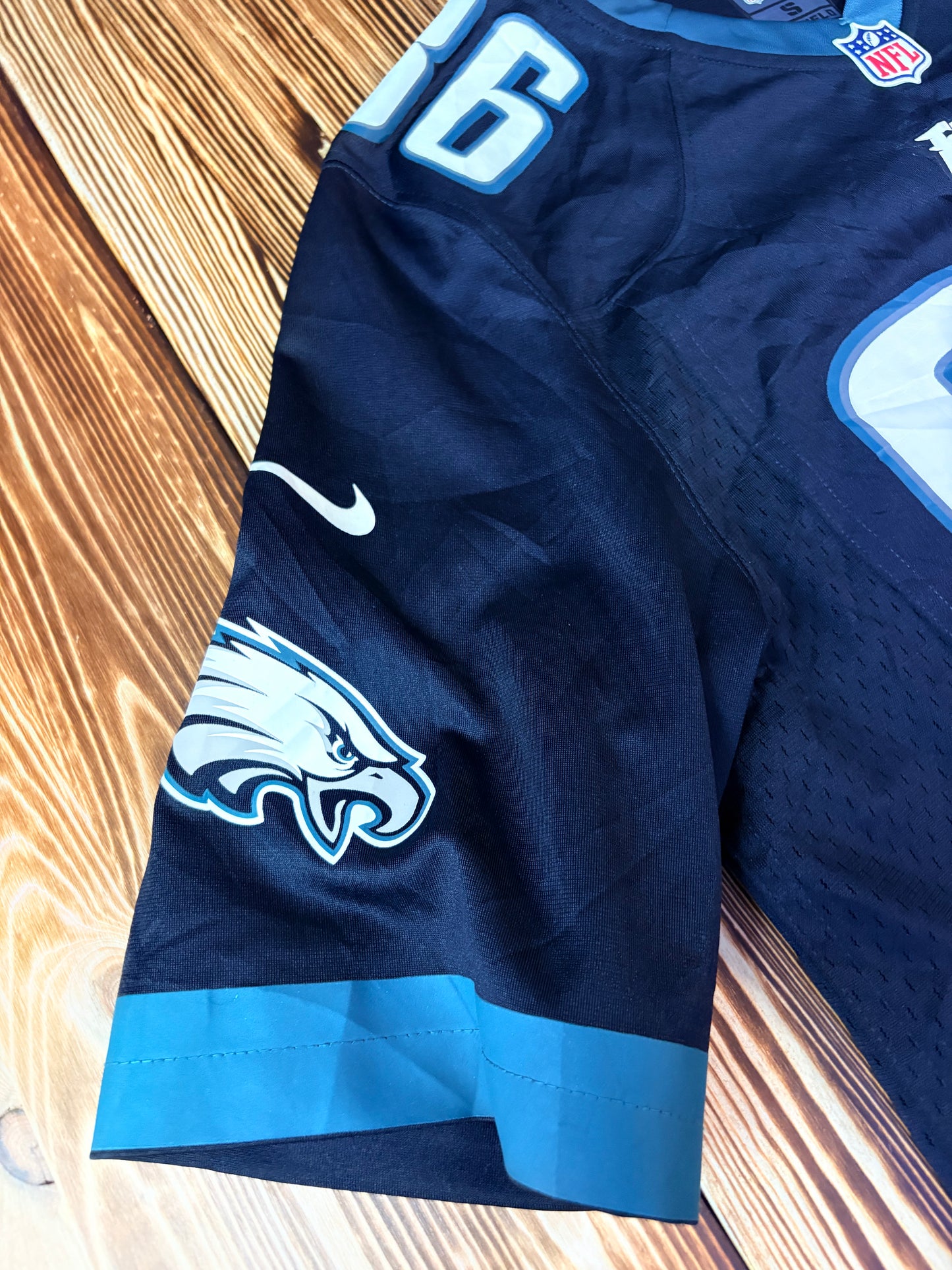 Nike NFL Philadelphia Eagles #86 Jersey – Größe S (fällt deutlich größer aus!)